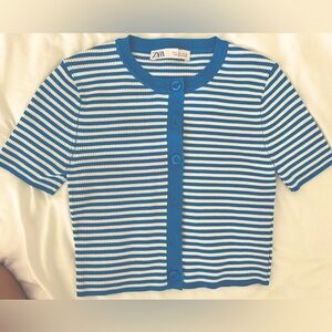 Zara button sweater top